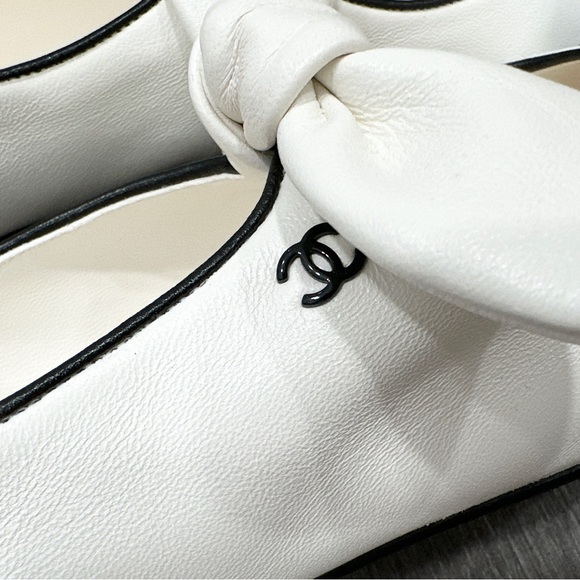Chanel 2024 white ivory leather ballet flats with bow size 38 - Picture 8 of 16